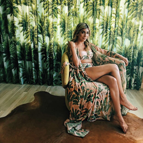 Meet the Posher Other - Meet your Posher, Jasmine